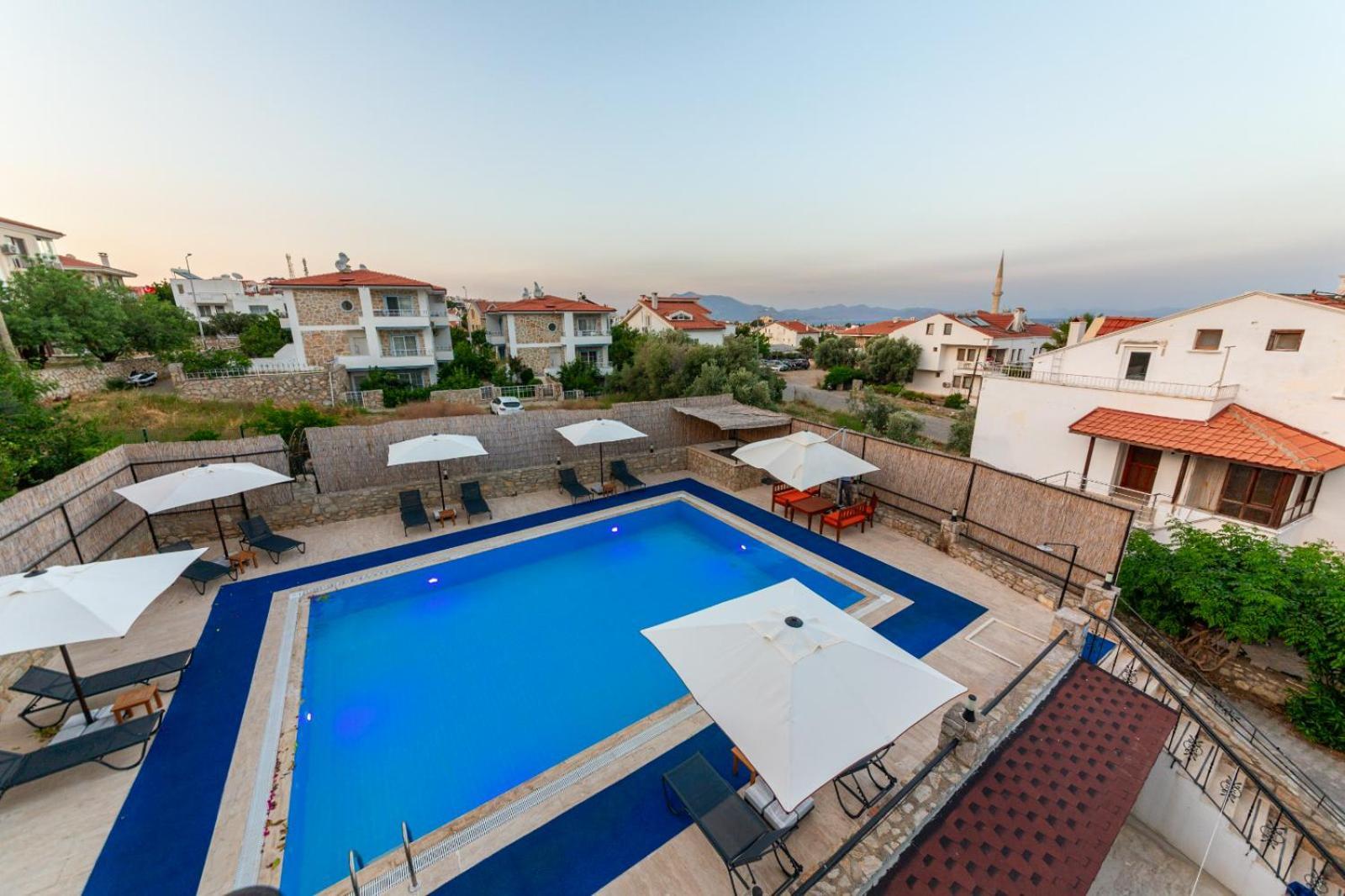 داتْشا Oezguem Suite Otel المظهر الخارجي الصورة