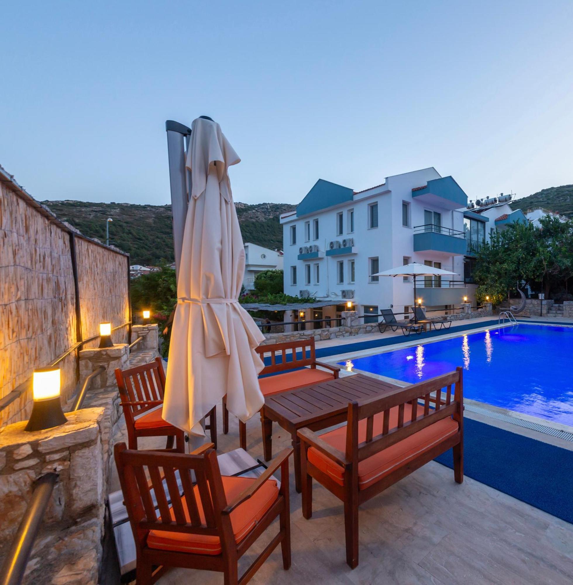 داتْشا Oezguem Suite Otel المظهر الخارجي الصورة